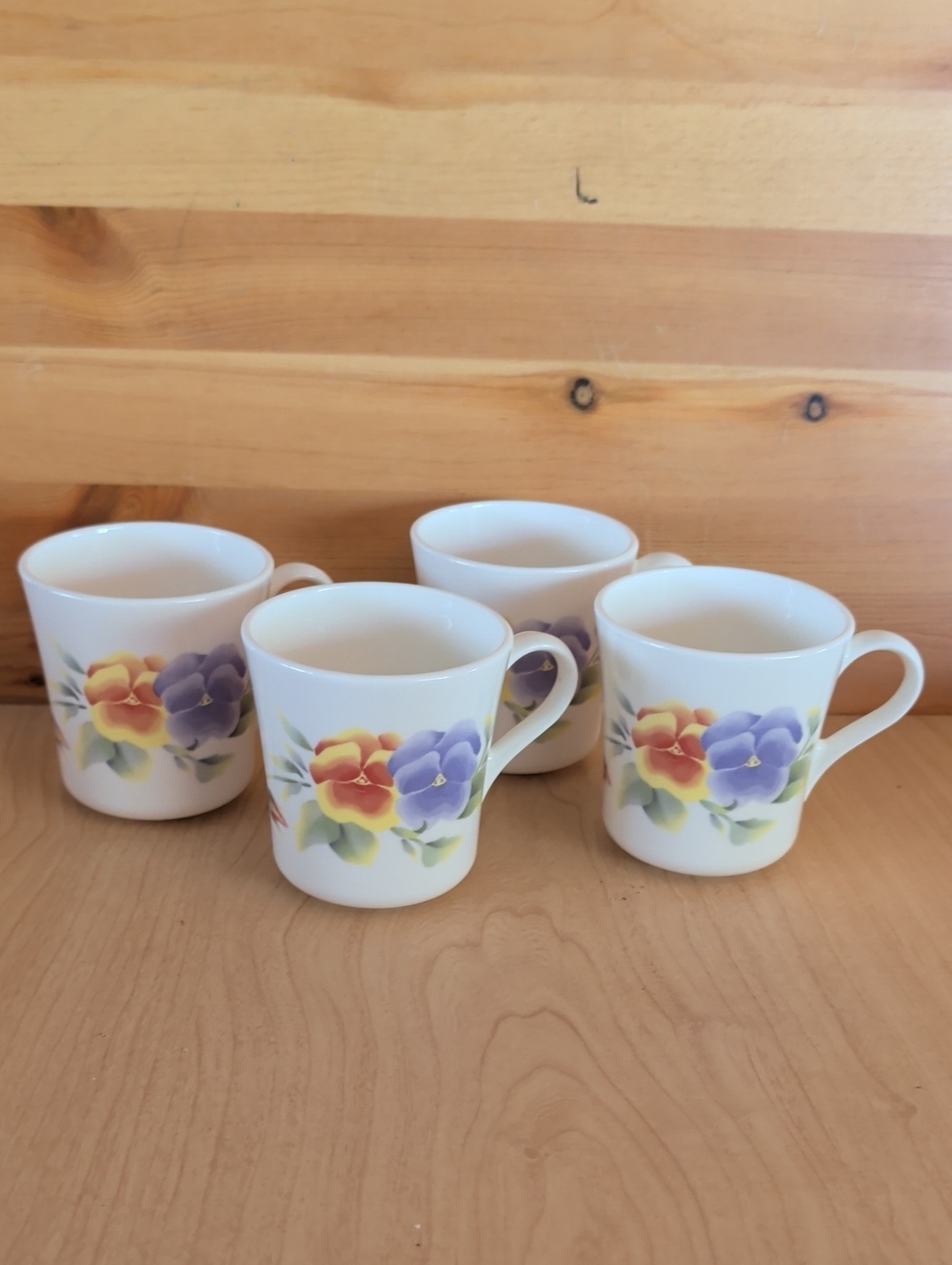 4 pcs. Corning, Summer Blush Coffee/Tea Mugs -  Made In USA 🌟🌟🌟